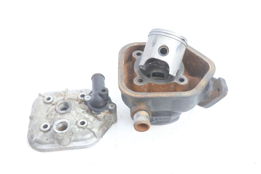 photo de CILINDER ZUIGER PEUGEOT LUDIX BLASTER 50 (2006 - 2014) - Detail van het onderdeel