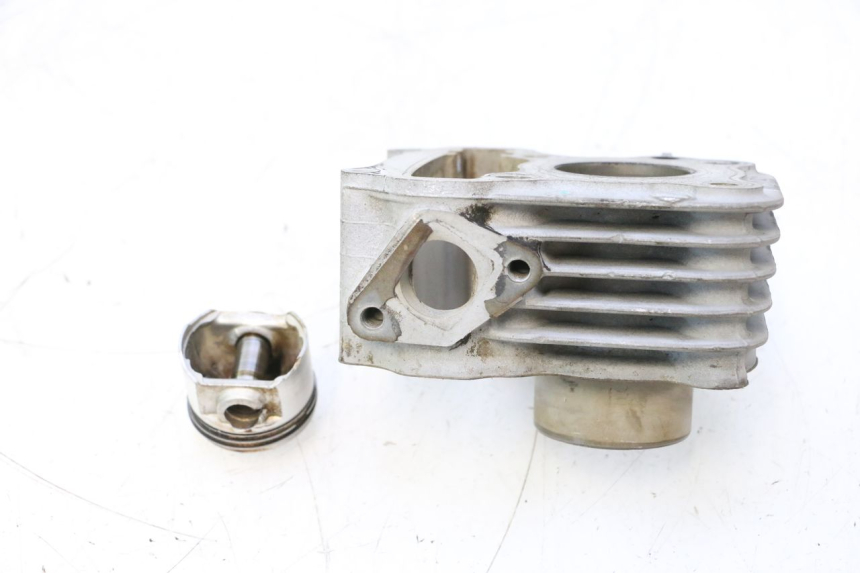photo de CYLINDER PISTOON SYM MIO 50 (2005 - 2010) - Kenmerkende details