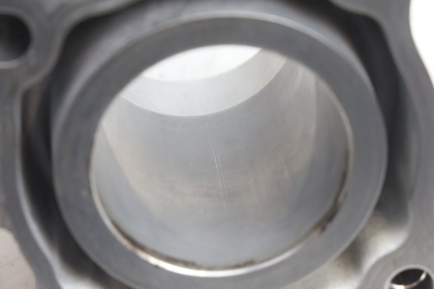 photo de CYLINDER PISTOON YAMAHA N-MAX NMAX 125 (2021 - 2024) - Staat van het oppervlak