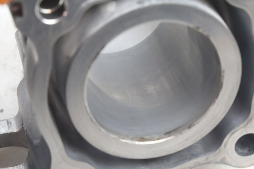 photo de CYLINDER PISTOON YAMAHA N-MAX NMAX 125 (2021 - 2024) - Markeringen en referenties