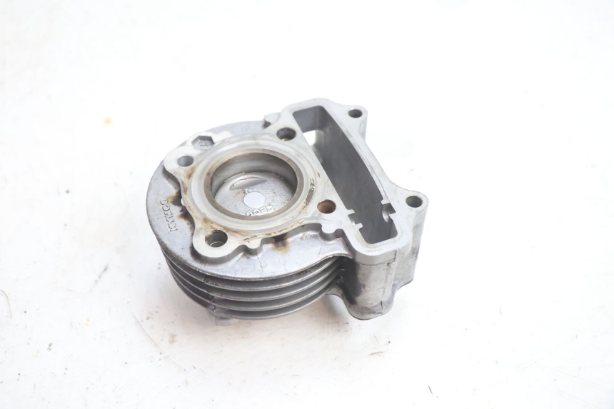 photo de CYLINDER PISTOON KYMCO LIKE 4T 50 (2019 - 2025) - Technische close-up