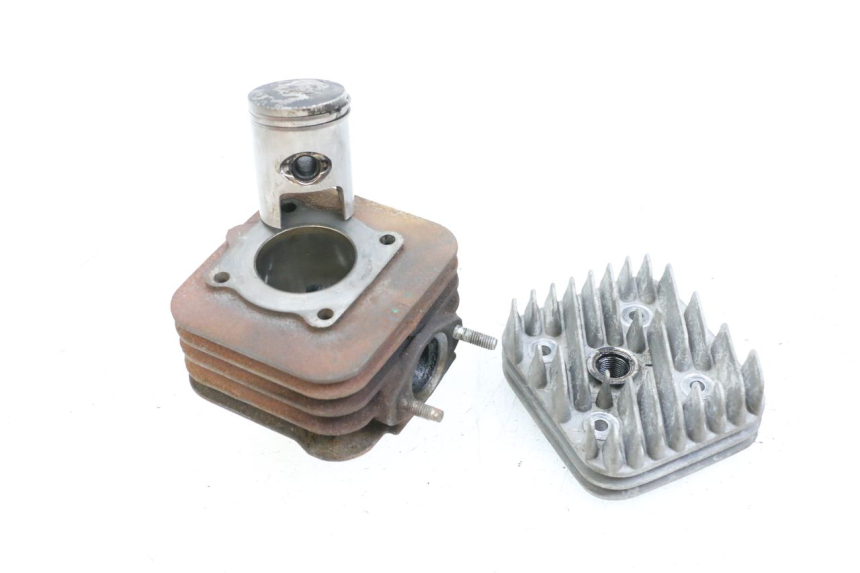 photo de CILINDER ZUIGER PIAGGIO NEW TYPHOON 50 (2010 - 2017) - Visuele inspectie