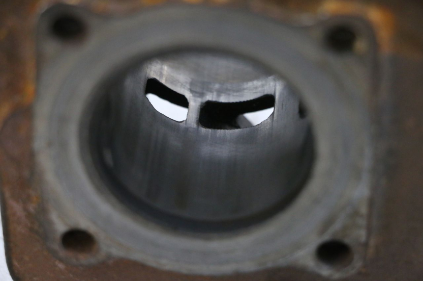 photo de CILINDER ZUIGER PIAGGIO NEW TYPHOON 50 (2018 - 2021) - Kenmerkende details