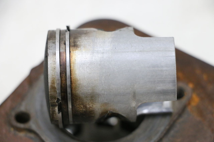 photo de CILINDER ZUIGER PIAGGIO NEW TYPHOON 50 (2018 - 2021) - Detail van het onderdeel