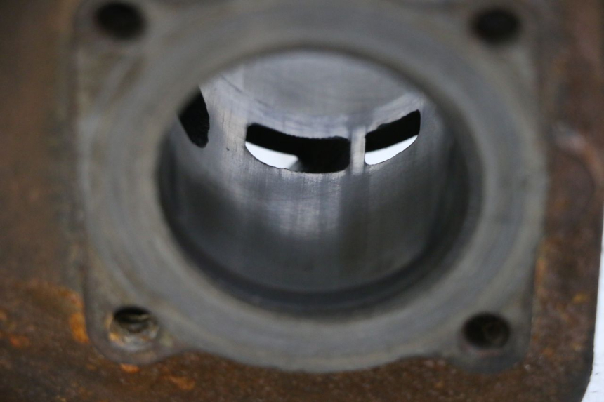 photo de CILINDER ZUIGER PIAGGIO NEW TYPHOON 50 (2018 - 2021) - Markeringen en referenties