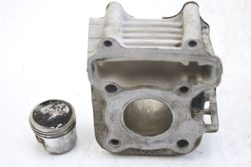 photo de CILINDER ZUIGER SYM ORBIT 2 4T 50 (2008 - 2017) - Staat van het oppervlak