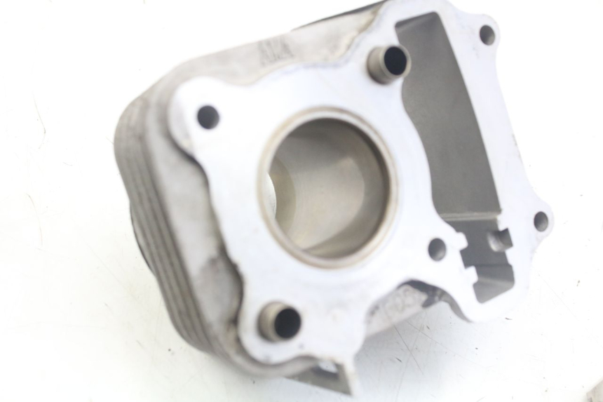 photo de CILINDER ZUIGER SYM ORBIT 2 4T 50 (2018 - 2022) - Bevestigingspunten