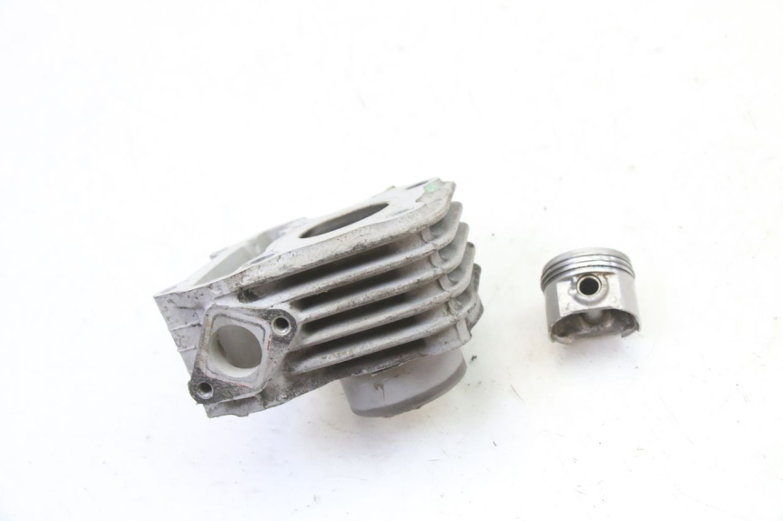 photo de CILINDER ZUIGER SYM ORBIT 2 4T 50 (2008 - 2017) - Andere kijkhoek