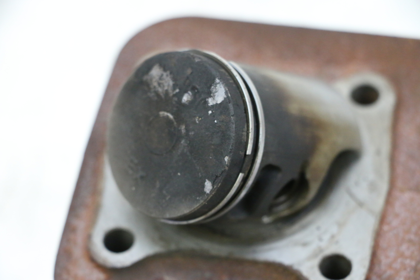 photo de CILINDER ZUIGER SYM ORBIT 2 50 (2008 - 2014) - Visuele inspectie