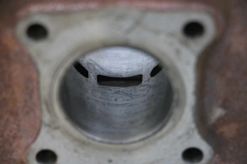 photo de CILINDER ZUIGER SYM ORBIT 2 50 (2008 - 2014) - Staat van het oppervlak