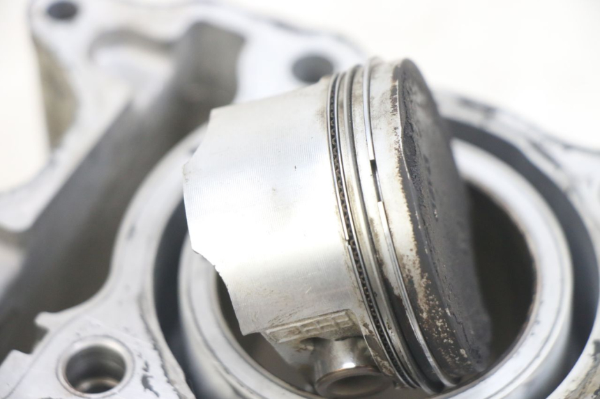 photo de CILINDER ZUIGER HONDA PCX (JF28) 125 (2009 - 2011) - Kenmerkende details