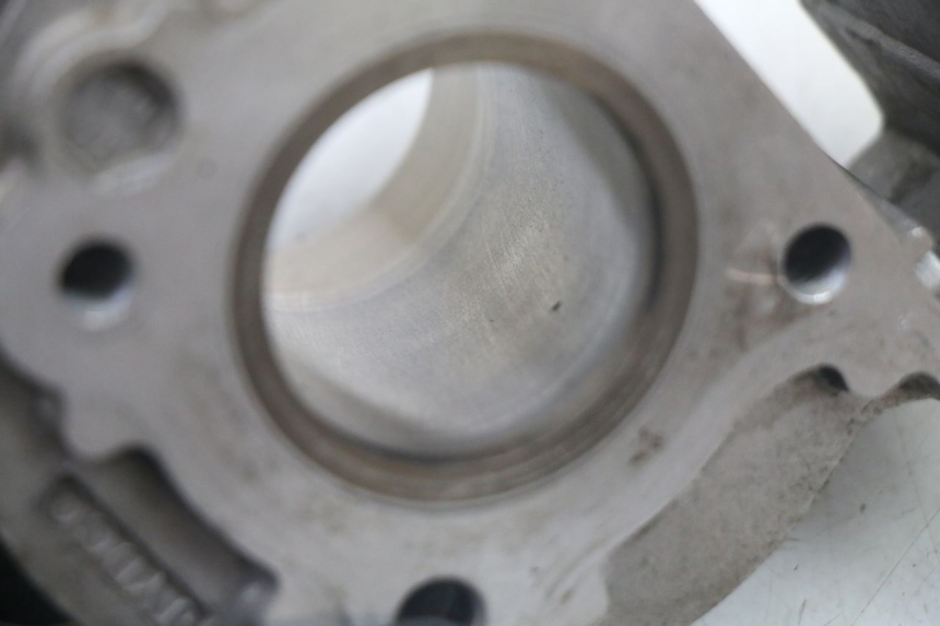 photo de CILINDER ZUIGER PEUGEOT KISBEE 4T 50 (2010 - 2017) - Kenmerkende details