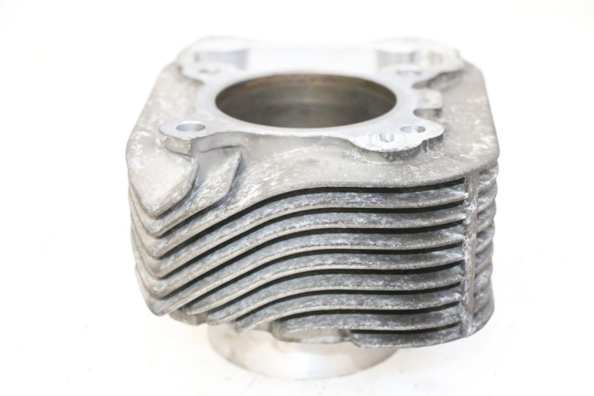 photo de CILINDER ZUIGER PIAGGIO VESPA LX 150 (2005 - 2013) - Kenmerkende details