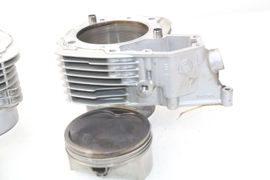 photo de CILINDER ZUIGER BMW R GS 1150 (1999 - 2004) - Detail van het onderdeel