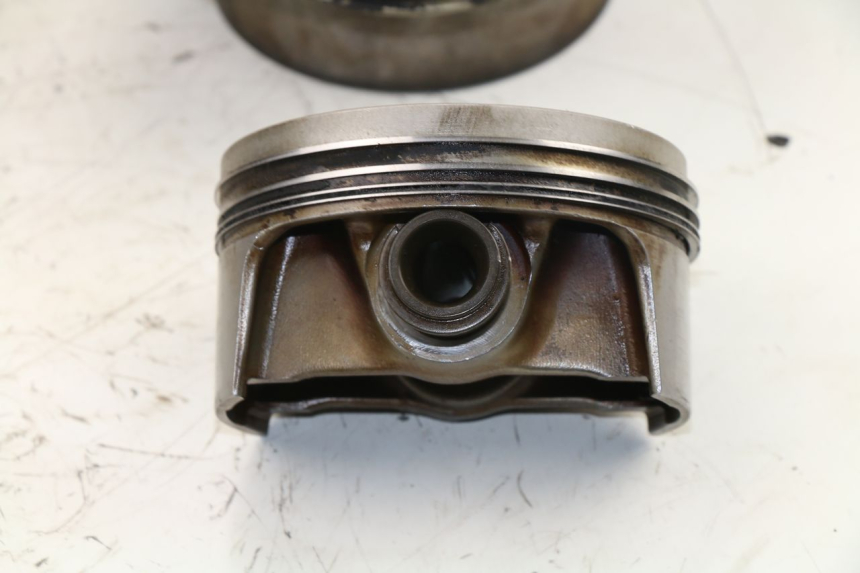 photo de CILINDER ZUIGER BMW R RT ABS 1100 (1996 - 2001) - Focus op structuur