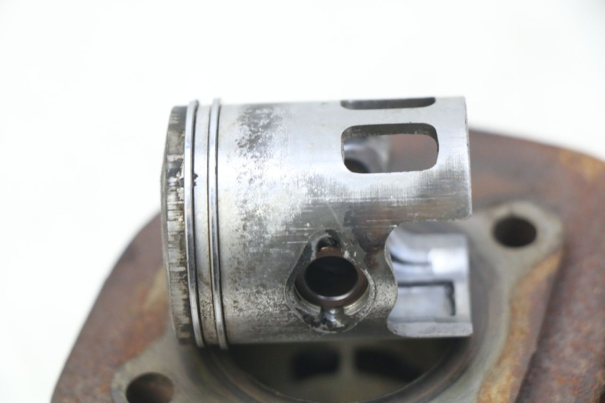 photo de CILINDER ZUIGER RIDE RACE GT 2T 50 (2012 - 2017) - Zoom op componenten