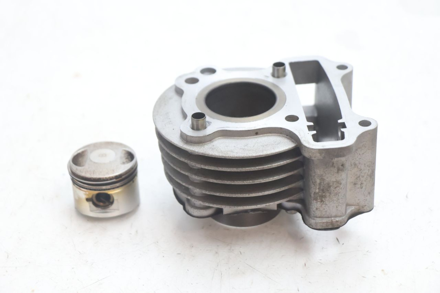 photo de CYLINDER PISTOON LAZIO RENO 50 (2016 - 2021) - Hoofdaanzicht