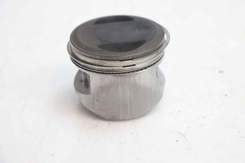 photo de CYLINDER PISTOON APOLLO RFZ 140 - Focus op structuur