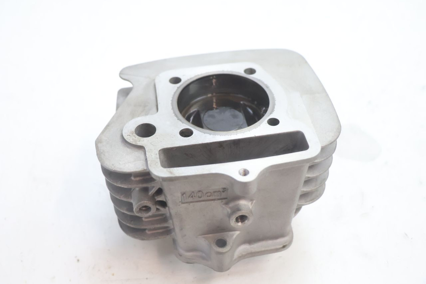 photo de CYLINDER PISTOON APOLLO RFZ 140 - Andere kijkhoek