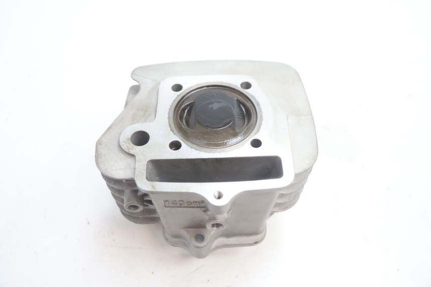 photo de CYLINDER PISTOON APOLLO RFZ 140 - Technische close-up
