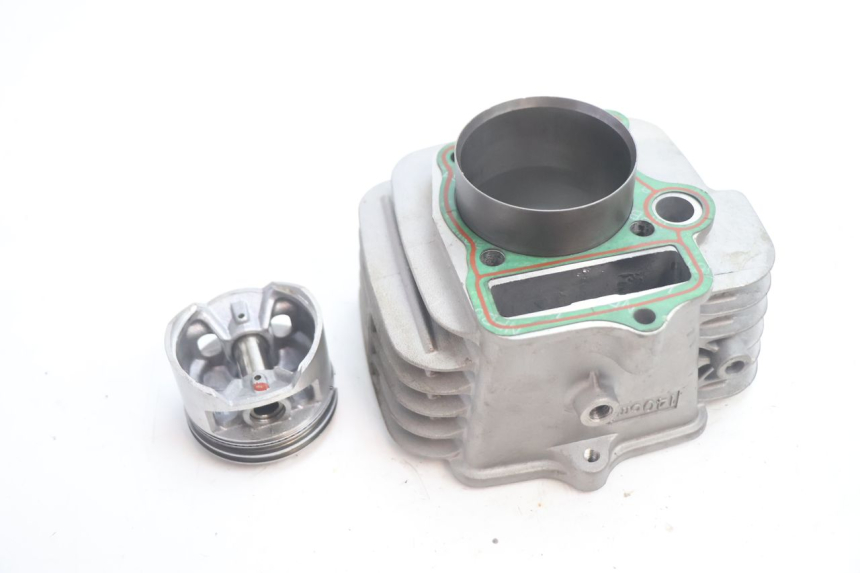 photo de CYLINDER PISTOON APOLLO RFZ 140 - Staat van het oppervlak