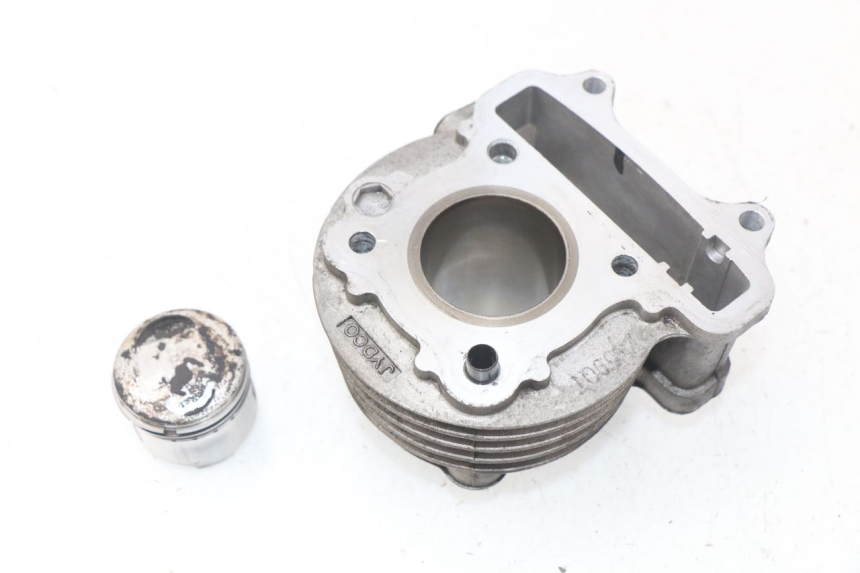 photo de CILINDER ZUIGER TNT MOTOR ROMA 10' 4T 50 (2007 - 2018) - Bevestigingspunten