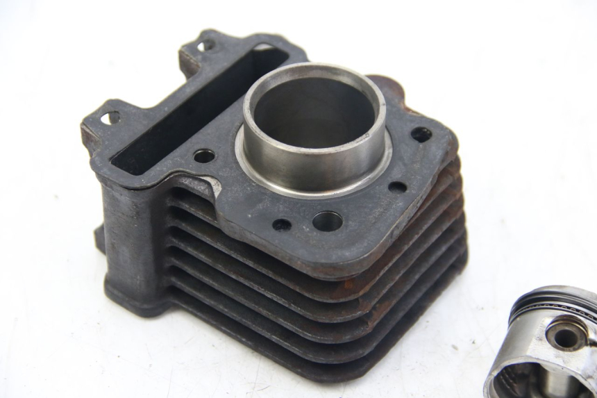 photo de CILINDER ZUIGER APRILIA SCARABEO 4T 50 (2009 - 2017) - Overzicht