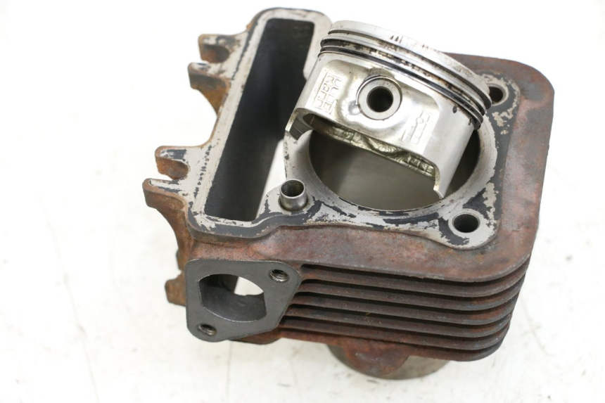 photo de CILINDER ZUIGER APRILIA SCARABEO 100 (2003 - 2012) - Zoom op componenten