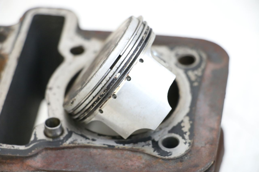 photo de CILINDER ZUIGER APRILIA SCARABEO 100 (2003 - 2012) - Detailaanzicht