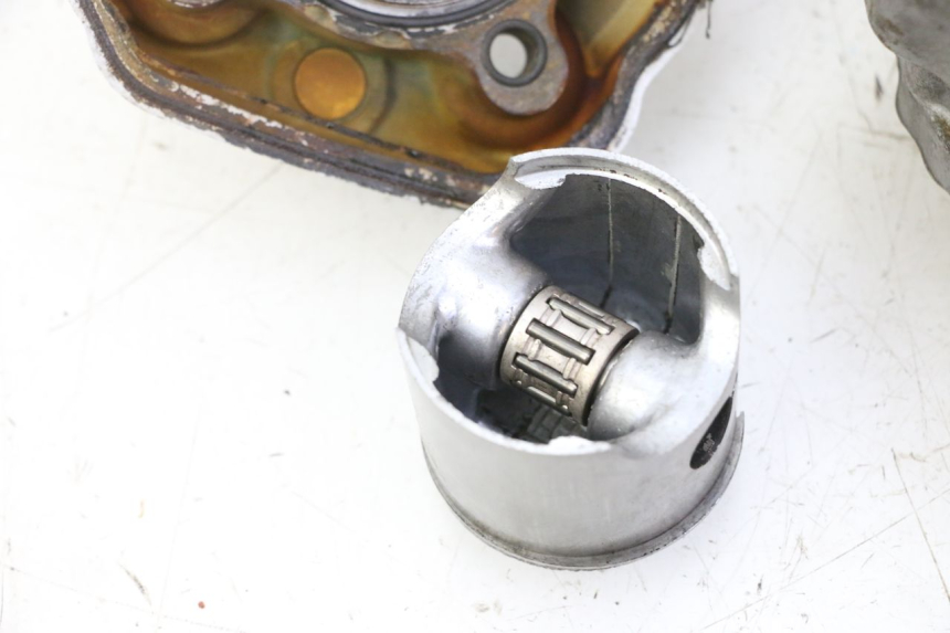 photo de CILINDER ZUIGER DERBI SENDA SM DRD 50 (2008 - 2013) - Zoom op kwaliteit