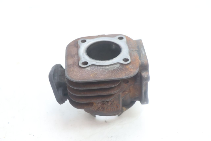 photo de CYLINDER PISTOON YAMAHA SLIDER 50 (1999 - 2004) - Kenmerkende details