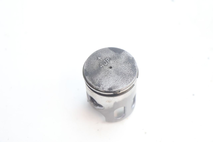 photo de CYLINDER PISTOON YAMAHA SLIDER 50 (1999 - 2004) - Zoom op kwaliteit