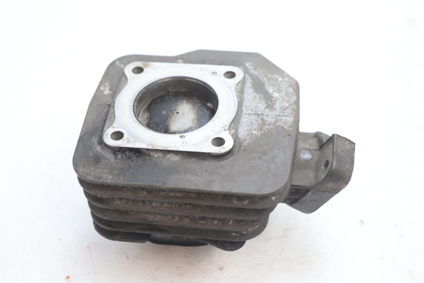 photo de CYLINDER PISTOON PEUGEOT SPEEDFIGHT 2 AC 50 (2000 - 2009) - Andere kijkhoek