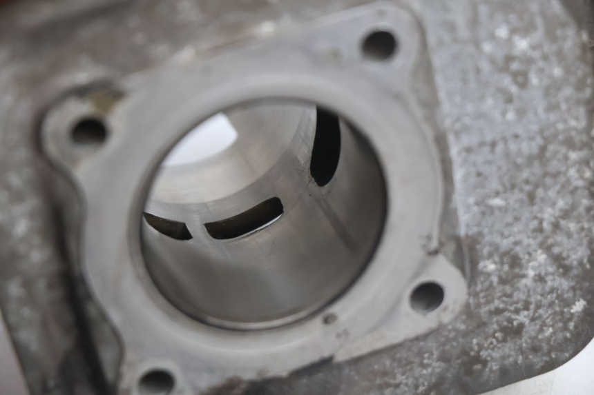 photo de CYLINDER PISTOON PEUGEOT SPEEDFIGHT 2 AC 50 (2000 - 2009) - Gecontroleerd onderdeel