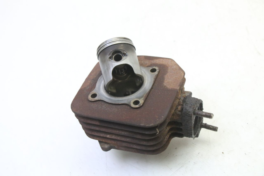 photo de CILINDER ZUIGER PEUGEOT SPEEDFIGHT 3 AIR 50 (2009 - 2015) - Detail van het onderdeel