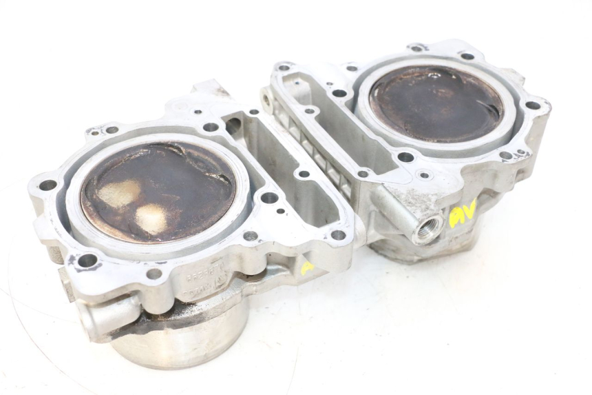 photo de CYLINDER PISTOON CAN-AM SPYDER RS 1000 (2008 - 2012) - Hoofdaanzicht