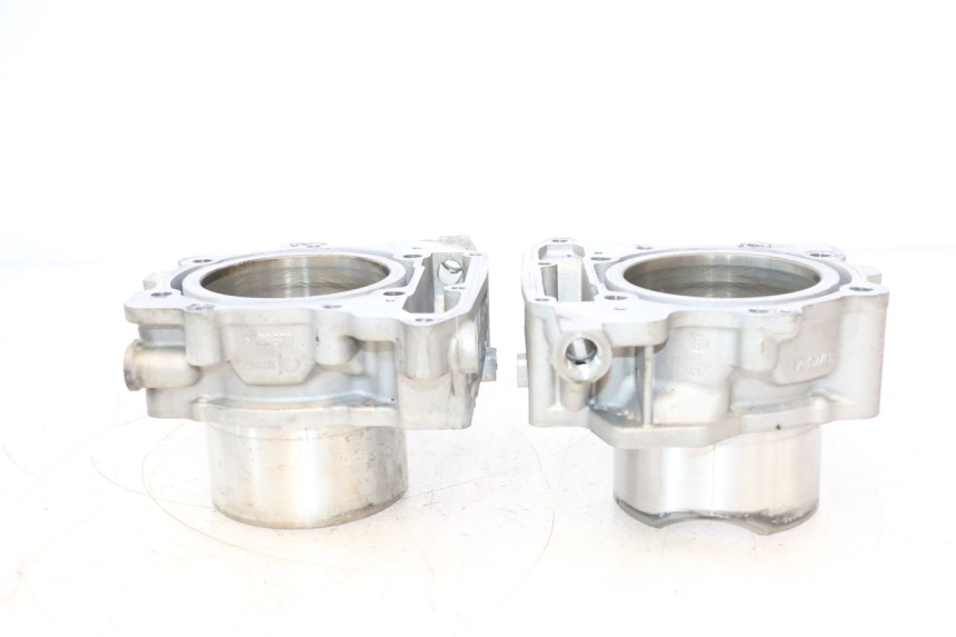photo de CYLINDER PISTOON CAN-AM SPYDER RS 1000 (2008 - 2012) - Focus op structuur