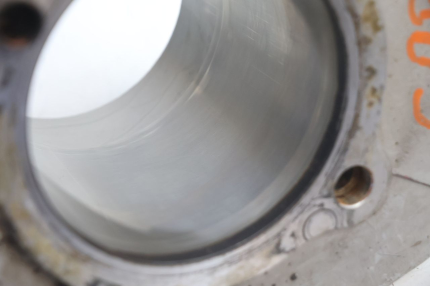 photo de CYLINDER PISTOON DUCATI SS IE DS CARENEE 1000 (2002 - 2006) - Zoom op componenten