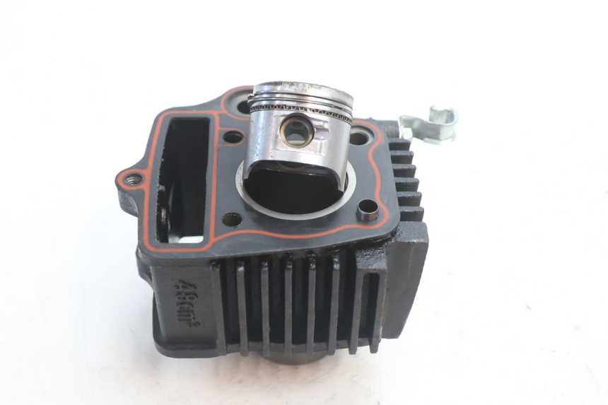 photo de CYLINDER PISTOON YAMASAKI STREET 50 (2013 - 2018) - Hoofdaanzicht