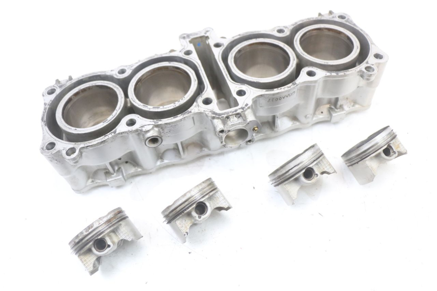 photo de CILINDER ZUIGER SUZUKI GSX F GSXF 650 (2007 - 2015) - Hoofdaanzicht