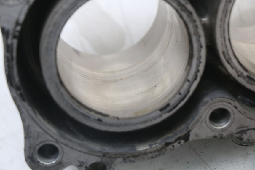 photo de CILINDER ZUIGER SUZUKI GSX F GSXF 650 (2007 - 2015) - Bevestigingspunten