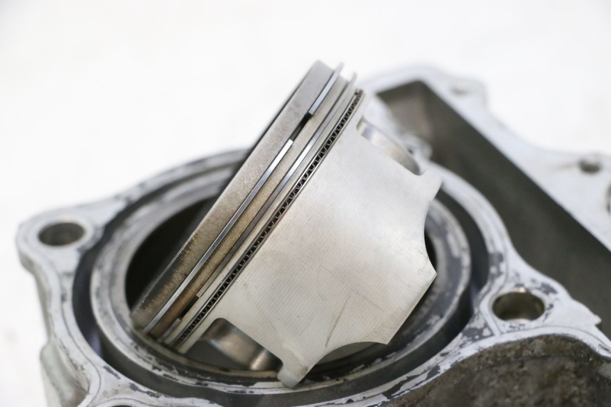 photo de CYLINDER PISTOON SUZUKI SV S 650 (2003 - 2009) - Visuele inspectie
