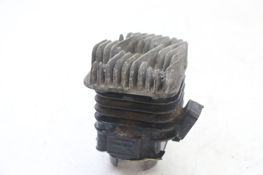 photo de CILINDER ZUIGER TNT MOTOR ROMA 10' 2T 50 (2011 - 2018) - Bevestigingspunten