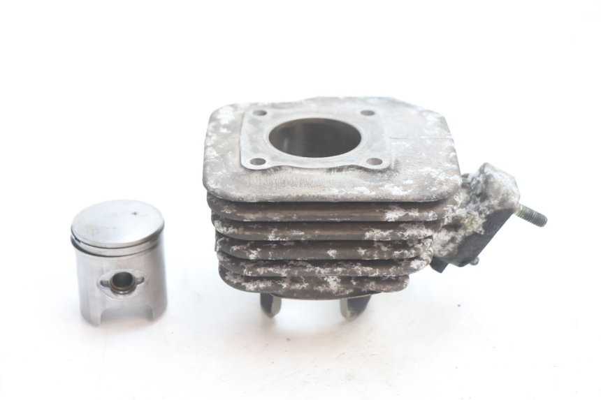 photo de CYLINDER PISTOON PEUGEOT TREKKER 50 (1995 - 2004) - Detail van het onderdeel