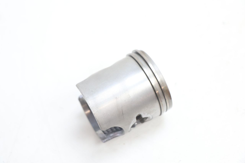 photo de CYLINDER PISTOON PEUGEOT TREKKER 50 (1995 - 2004) - Visuele inspectie