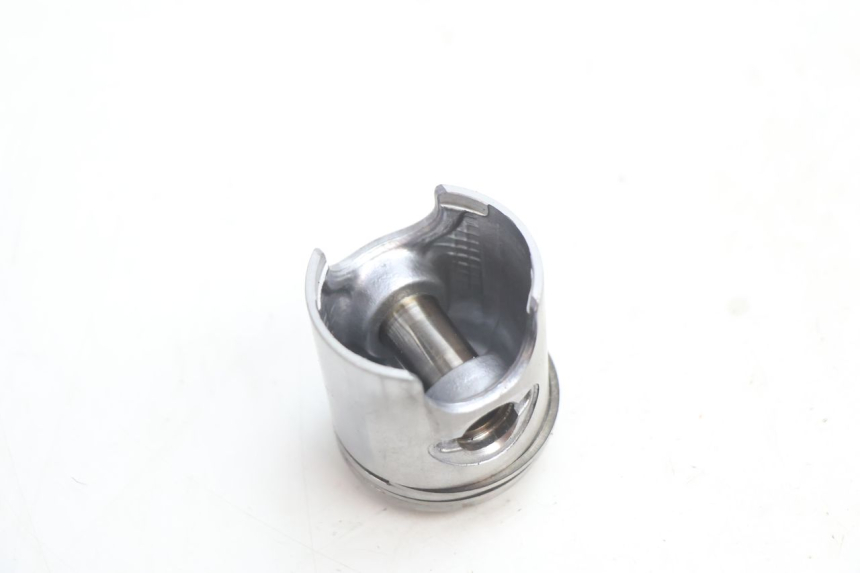 photo de CYLINDER PISTOON PEUGEOT TREKKER 50 (1995 - 2004) - Alternatieve hoek