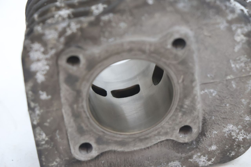 photo de CYLINDER PISTOON PEUGEOT TREKKER 50 (1995 - 2004) - Gecontroleerd onderdeel