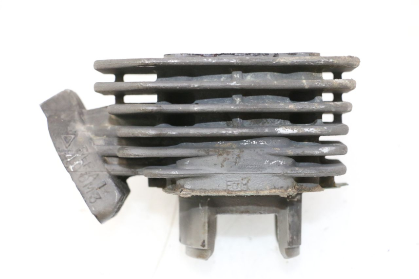 photo de CYLINDER PISTOON PEUGEOT TREKKER 50 (1995 - 2004) - Visuele inspectie