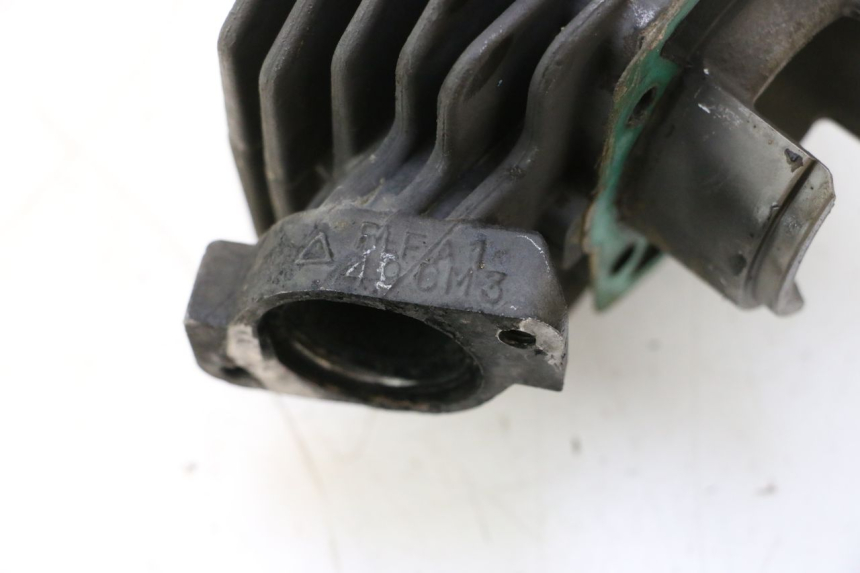 photo de CYLINDER PISTOON PEUGEOT TREKKER 50 (1995 - 2004) - Andere kijkhoek