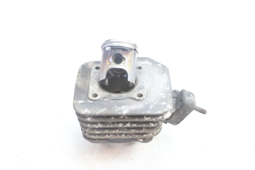 photo de CYLINDER PISTOON PEUGEOT TREKKER 50 (1995 - 2004) - Hoofdaanzicht